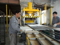 珍珠巖防火門芯板液壓機防火門芯板設備