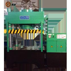 湖北液壓機(jī)多少錢 300噸液壓機(jī)多少錢 銀通機(jī)械 商家