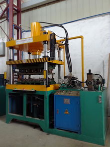 想開個小型鋁扣板加工廠家需要購買什么設(shè)備